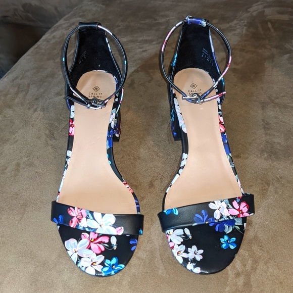 Call it Spring Vegan Floral Open Toe Block Heels - Picture 2 of 5